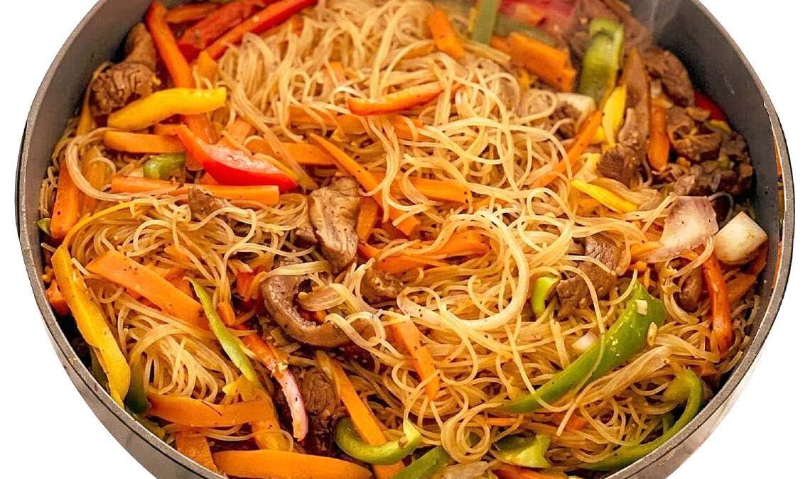 The Ultimate Umami Stir-Fry: Contemporary Suya Singapore Noodles