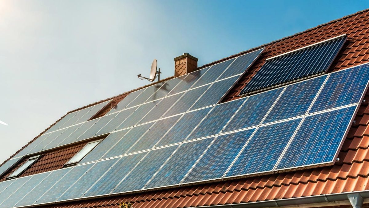 Solar Panels on Rooftops: The New Normal in Nigeria’s Luxury Homes